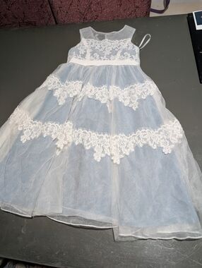 Davids Bridal Girls Size 7 Flower Girl Dress In Ivy Blue Worn 1x EUC